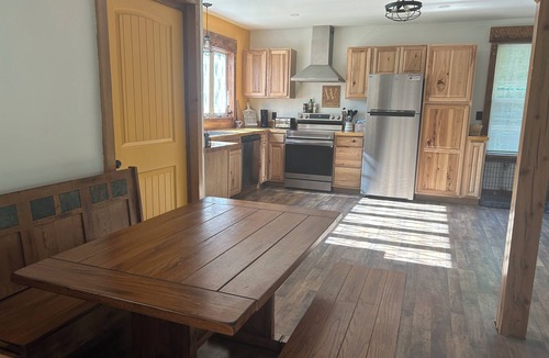 Gorham Cottage | Family friendly, Rustic, White Mountains, Dogs Welcome