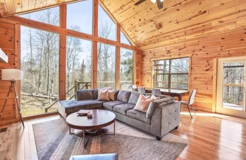McArthur House | Fern Woods A modern take on Hocking Hills cabins