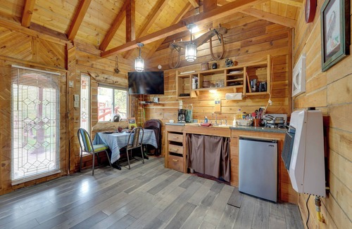 Ridgeway Cottage | Fish, Hike & Explore: Lakefront Cabin in Soldotna