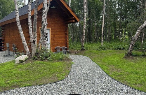 Fishhook Cabin | Fishhook Cabin in Palmer for a cozy getaway