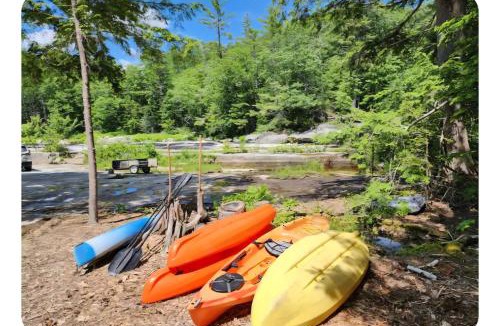 Frankfort Other | Flatrock on the River Topknot