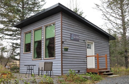 Seward Ski Chalet | Forget-Me-Not Chalet at Spruce Lodge
