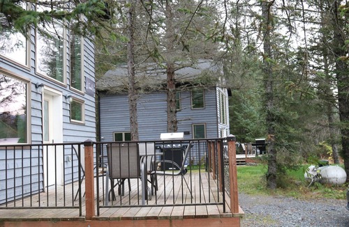 Seward Ski Chalet | Forget-Me-Not Chalet at Spruce Lodge