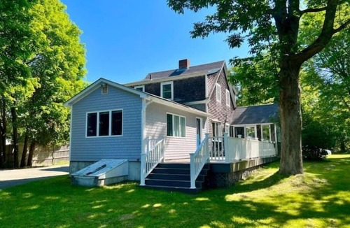 Southwest Harbor House | Four Winds Cottage