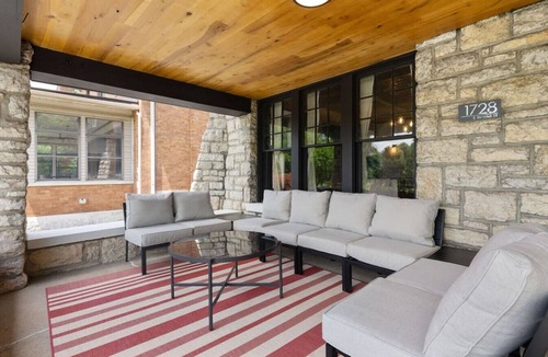 Near East Columbus House | Franklin Conservatoire Mansion- Free Parking!