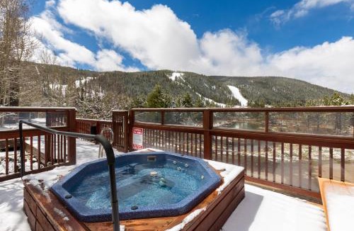 Mountain House Villa | Frostfire #20B