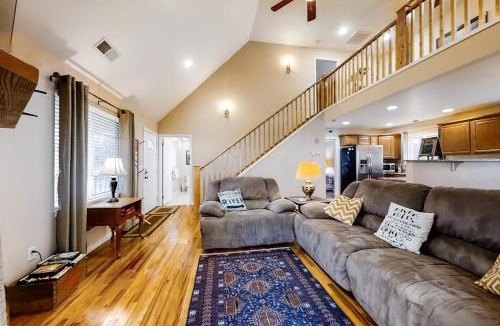 Whittier House | Full Stream Ahead