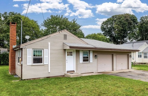 Old Saybrook House | Fully Updated Cornfield Point Beach House, Old Saybrook, CT
