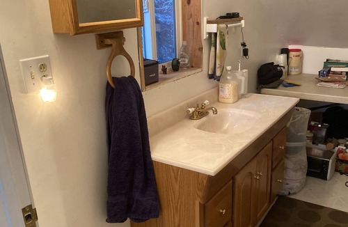 Cooper Landing Apartment | Garage Apartment for Riverfront Log Home on World Famous Kenai River