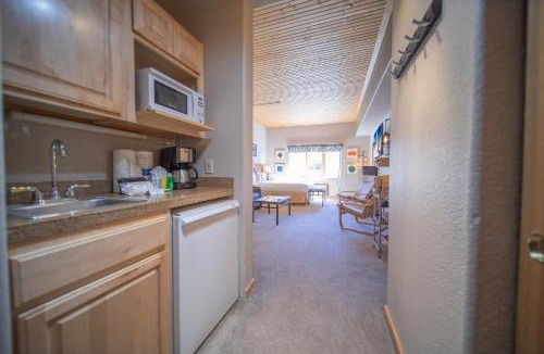 Mountain House House | Gateway Lodge 5054 by SummitCove Lodging in Colorado