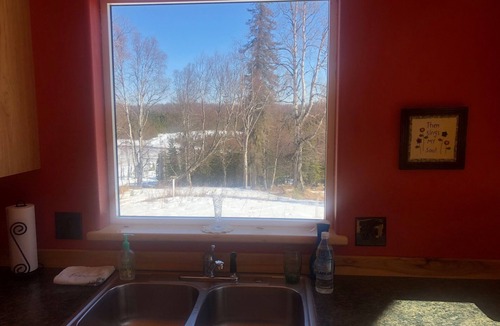 Nikiski House | Getaway Home bordering beautiful Capt. Cook Park recreation area!