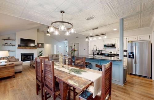 Blinn College-Bryan Campus House | Gettysburg Getaway - Your stylish Texas retreat