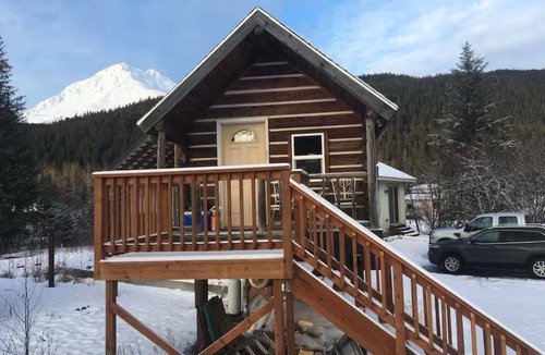Bear Creek Apartment | Glacier Creek - Tiny Home