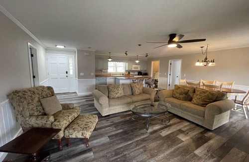 Sky Valley House | Glory View at Saddleback - Dog Friendly!