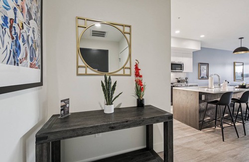 Highland Condo | Golden Hour | 1BR LoHi Loft | Balcony | Dog-Friendly