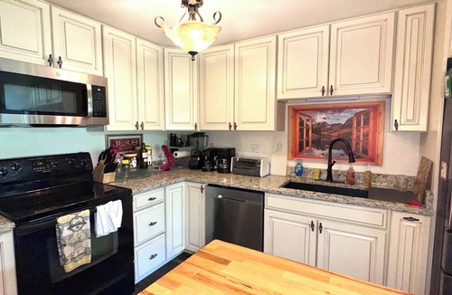 Eagle-Vail House | Golf & Ski Townhome in Avon, Colorado