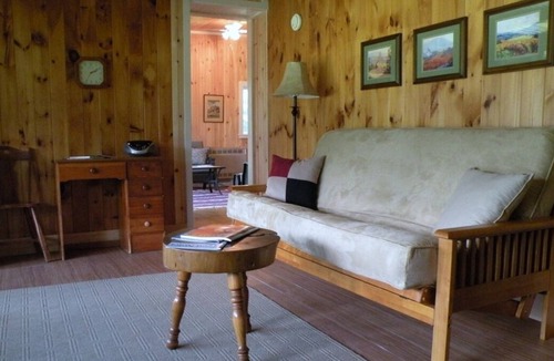 Lyme Center Cottage | Gorgeous Lake Front, Sandy Beach, Spacious Grounds, Family and Pet Friendly