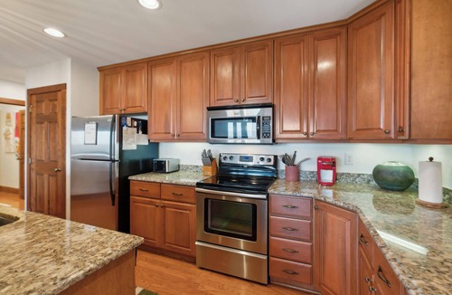 Banner Elk Condo | Grand Oaks RX5- Mountain Condo, Gated Resort, Indoor/Outdoor Pools & Hot Tub