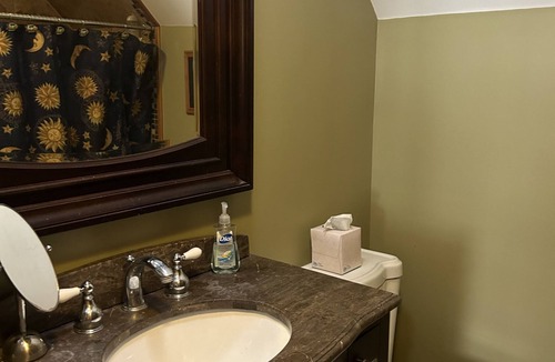 Kenilworth House | Great Asheville Location