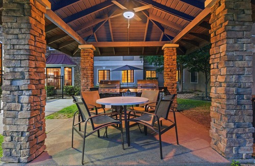 Round Rock Condo | Great for Business Travelers! Quiet Suite + FREE Buffet Breakfast