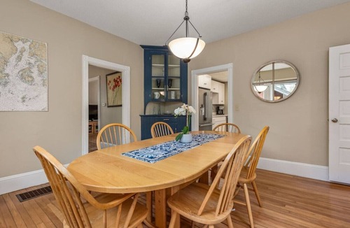 Boothbay Harbor House | Great for groups! Walking distance to Downtown Boothbay Harbor