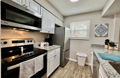 Middletown Apartment | Great Value New Middletown Apartment Free Laundry