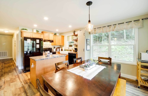 Elk Park Cottage | 'greystone' Creekside Cabin: Hike, Fish & Explore!