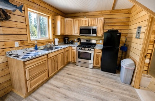 Kalifornsky Cabin | Grill|Close to Fishing|Cabin 6