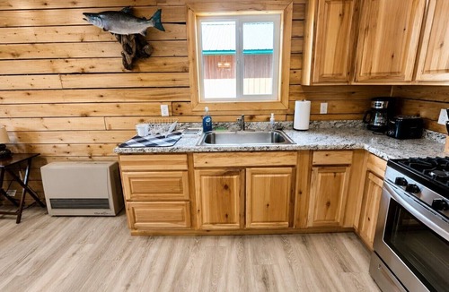Kalifornsky Cabin | Grill|Close to Fishing|Cabin 6