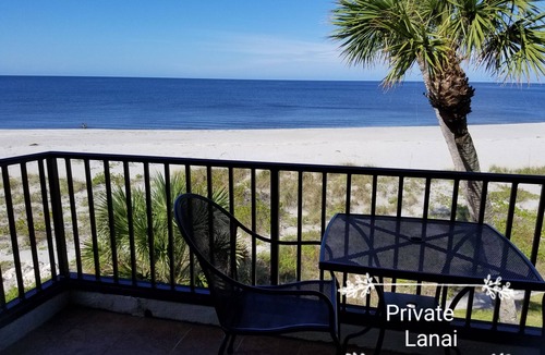 Venice Condo | Gulf Front - Sunsets from your own personal lanai
