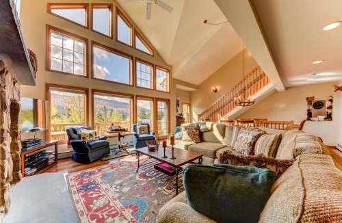 Carroll Villa | H4 Ski Slope Views! Bretton Woods condo with easy access to Mt Washington, Skiing, White Mountains!