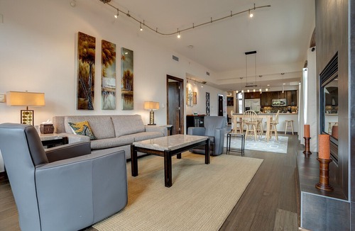 Downtown Steamboat Springs Condo | H401A by Pioneer Ridge: Downtown Luxury ~ Great Alpenglow Views! ~ A/C & Grill