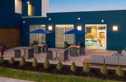 Circleville Hotel | Hampton Inn Circleville, Oh