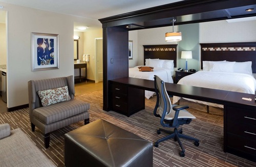 Gateway Hotel | Hampton Inn & Suites- Denver/Airport-Gateway Park