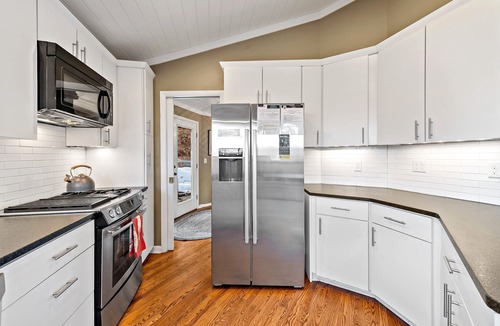Montreat House | Hangin' Round | Unique & Pet-Friendly Rondette in Montreat!