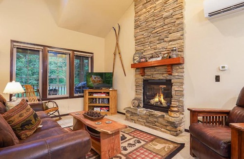 Warnick House | Hearthstone
