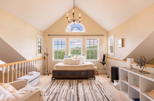 Seven Devils House | Heavenly Hills Lodge