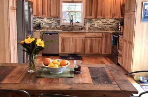 Long Beach House | Heron's Hideaway - Davis Canal fishing dock & kayak launch - dog friendly