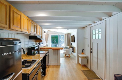 Monroe Bridge House | High-Design Monroe Cabin on 2 Private Acres!
