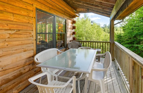 Machias House | Hike, Explore & Unwind: Rustic Maine Getaway