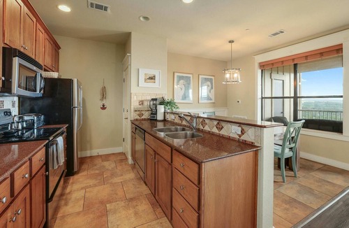 Jonestown Condo | Hill Country Hideaway - The Hollows by Lake Travis
