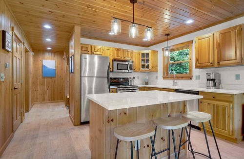 Bethel Ski Chalet | Hillside Escape Ski Chalet