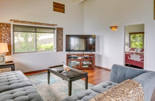 Hilo House | Hilo Home w/Private Deck + Stunning Ocean Views!