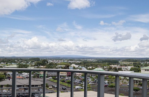 Hilo Condo | Hilo Lagoon Centre 707, air conditioned 2 bedroom, 2 bath condo in Hilo