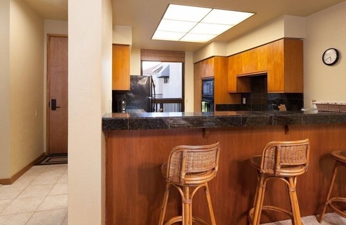 Waikoloa Condo | Hilton Waikoloa Pool Pass Included for stays for 2026. Shores at Waikoloa 306