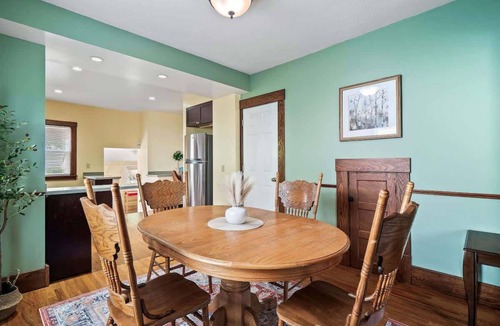 Bedford House | Historic District - Fully Stocked Kitchen-Sleeps 6