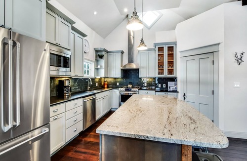 Historic District House | Historic Home Fully Restored With All New Modern Decor