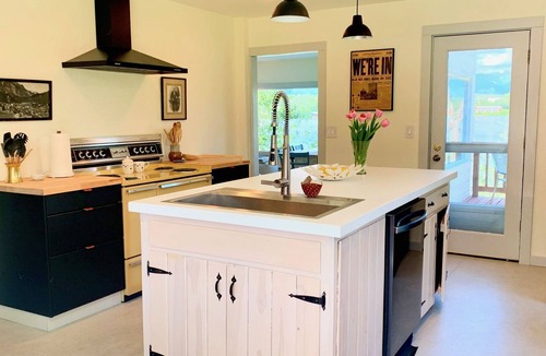 Wasilla House | Historic Lakeside Scandinavian Farmhouse