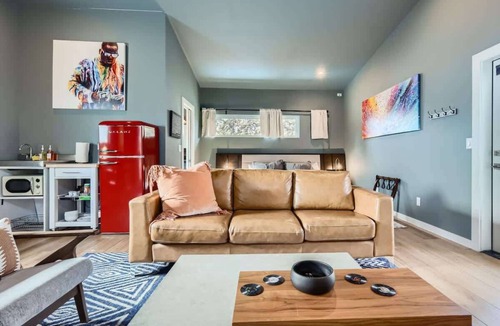 Holly Apartment | Holly Heights Studio Near Downtown Austin
