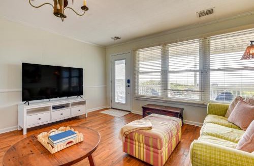 Ocean Isle Beach House | Home on Ocean Isle Beach w/Catwalk & Deck